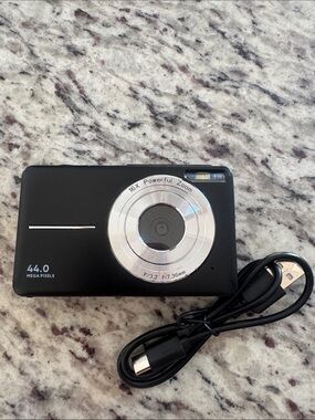 Compact 44.0 MP Digital Camera in Black